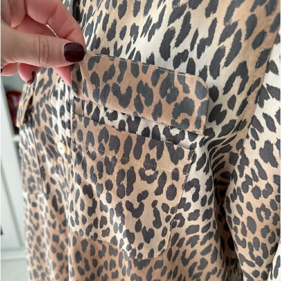 Chico’s Super Soft Animal Print Shirt Size Small - Picture 5 of 12